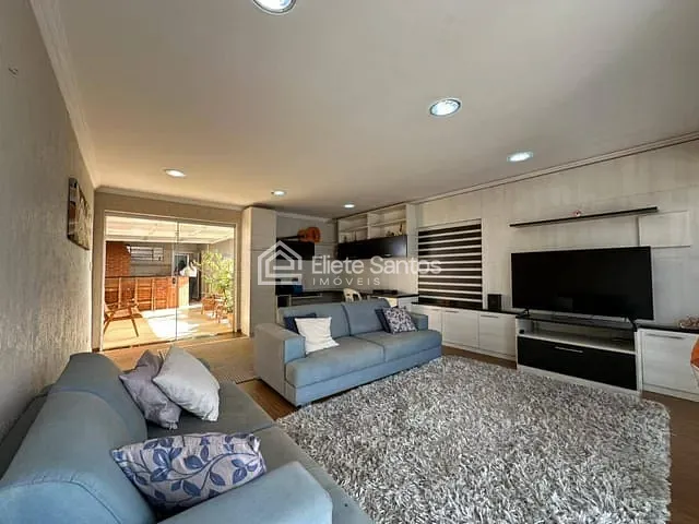 Sobrado com 150m² 3 quartos e 5 banheiros, à venda, no bairro Jardim Brasília em Americana