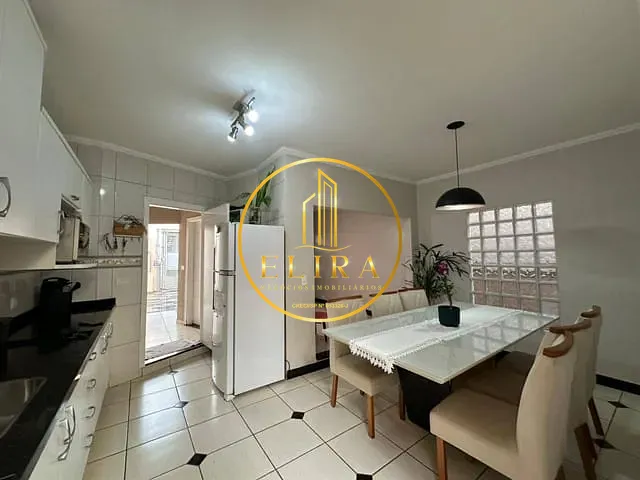 Sobrado com 150m² 3 quartos e 5 banheiros, à venda, no bairro Jardim Brasília em Americana