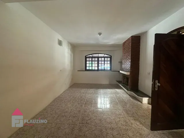Sobrado com 190m² 5 quartos e 4 banheiros, para alugar, no bairro Chácara Nossa Senhora do Bom Conselho em São Paulo