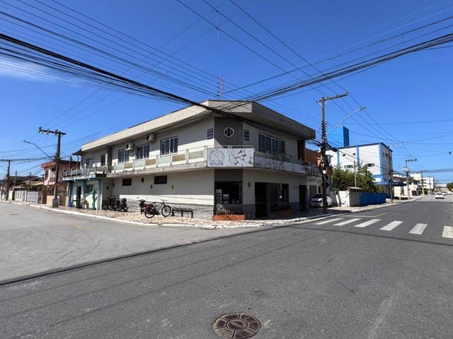 Sobrado com 253m² 3 quartos e 2 banheiros, à venda, no bairro Cordeiros em Itajaí