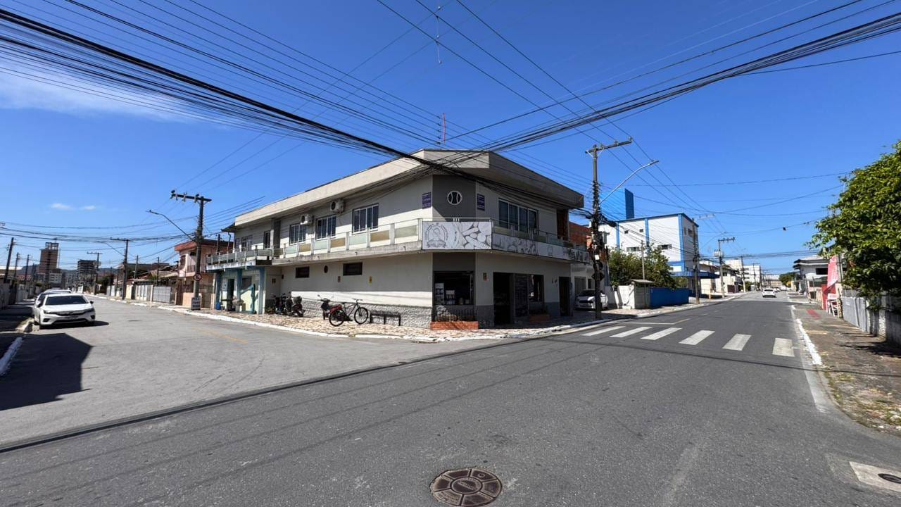 Sobrado, 3 quartos, 253 m² - Foto 2