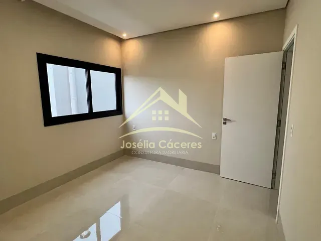 Sobrado com 305m² 4 quartos e 5 banheiros, à venda, no bairro Condomínio Belvedere II em Cuiabá