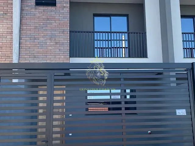 Sobrado 3 quartos e 4 banheiros, à venda, no bairro Centro em Camboriú