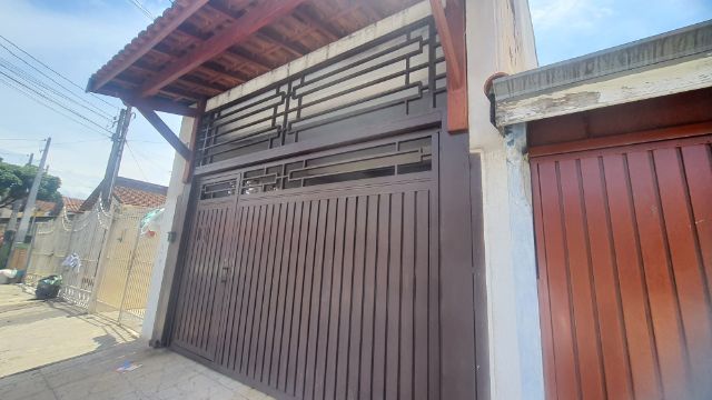 Sobrado com 150m² 3 quartos e 2 banheiros, à venda, no bairro Santana em Pindamonhangaba