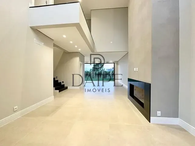 Sobrado com 230m² 4 quartos e 4 banheiros, à venda, no bairro Centro em Xangri-Lá