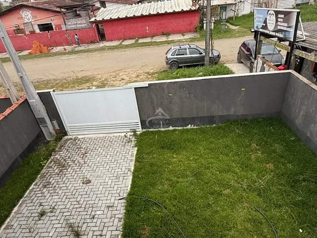 Sobrado com 111m² 3 quartos e 2 banheiros, à venda, no bairro Boraceia em Bertioga