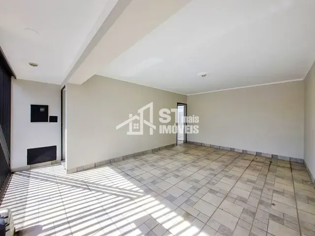 Sobrado com 150m² 3 quartos e 1 banheiro, à venda, no bairro Jardim América em Andradas