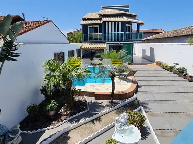 Sobrado com 340m² 3 quartos e 3 banheiros, à venda, no bairro Balneário Sarnambi em Ilha Comprida