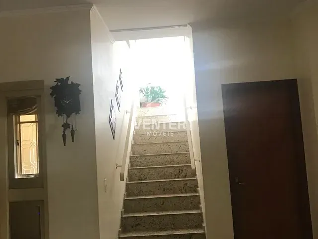 Sobrado com 250m² 3 quartos e 5 banheiros, à venda, no bairro Parque São Luís em Taubaté