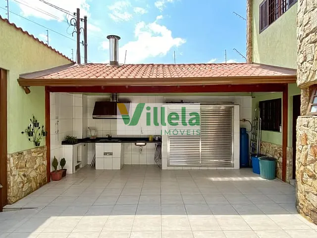 Sobrado com 125m² 2 quartos e 2 banheiros, à venda, no bairro Jardim Estela em Poá