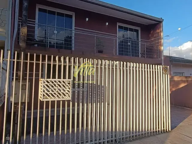 Sobrado com 160m² 3 quartos e 2 banheiros, à venda, no bairro Umbará em Curitiba