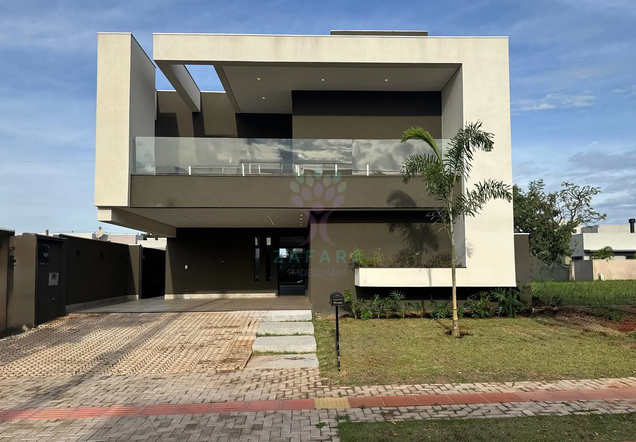 Sobrado, 4 quartos, 318 m² - Foto 1