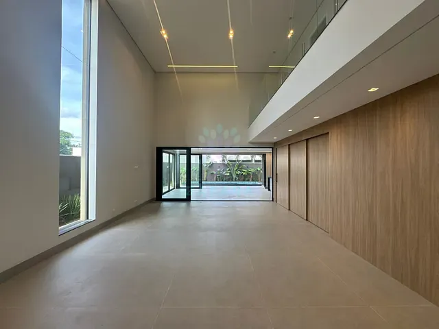 Sobrado com 383m² 4 quartos e 6 banheiros, à venda, no bairro Alphaville Campo Grande 4 em Campo Grande