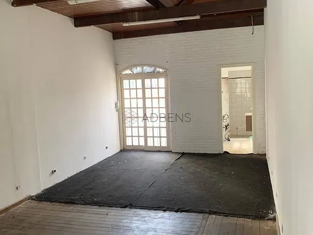 Sobrado à venda, no bairro Jardim Paulista em São Paulo