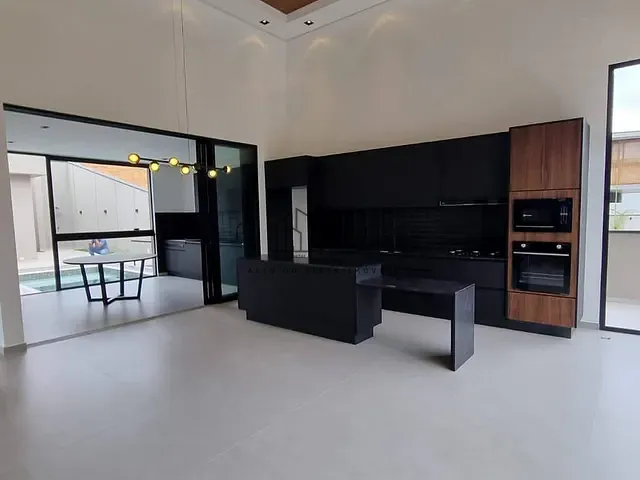 Sobrado com 390m² 3 quartos e 3 banheiros, à venda, no bairro Residencial Granja Anita em Mogi das Cruzes
