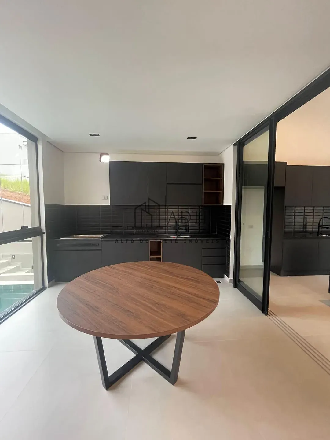 Sobrado, 3 quartos, 300 m² - Foto 8