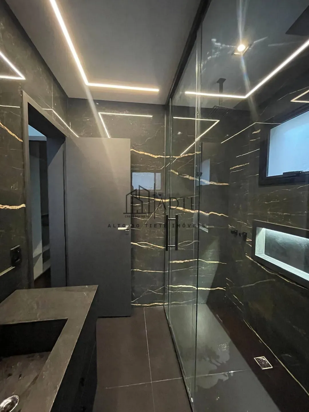 Sobrado, 3 quartos, 300 m² - Foto 24