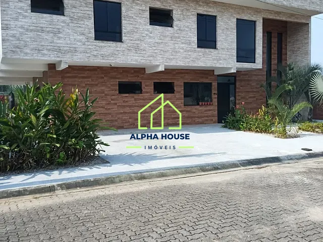 Sobrado com 500m² 4 quartos e 3 banheiros, à venda, no bairro Mato Dentro em Ubatuba