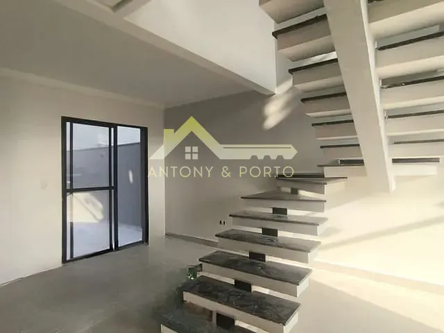 Sobrado com 100m² 3 quartos e 3 banheiros, à venda, no bairro Jardim Vila Galvão em Guarulhos
