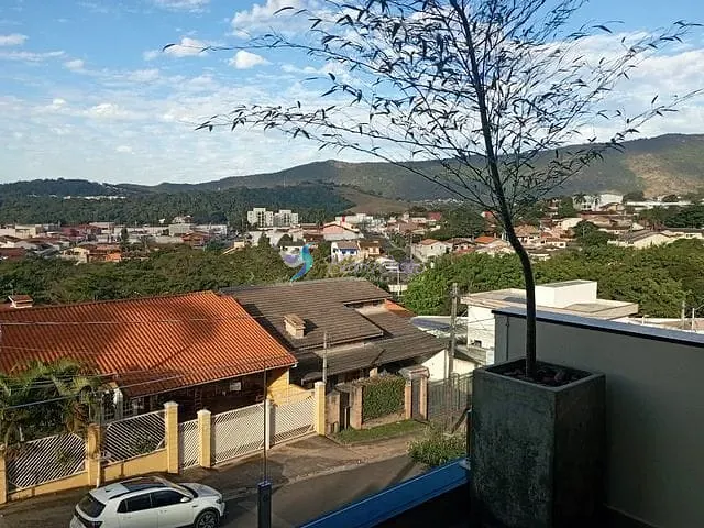 Sobrado com 100m² 3 quartos e 5 banheiros, à venda, no bairro Jardim do Lago em Atibaia