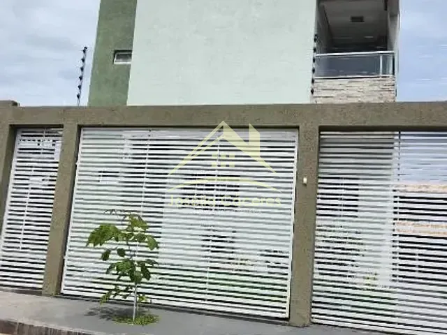 Sobrado 4 quartos e 4 banheiros, à venda, no bairro Morada do Ouro em Cuiabá