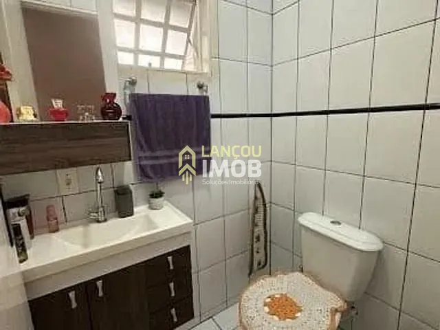 Sobrado 2 quartos e 2 banheiros, à venda, no bairro Jardim Itália em Várzea Paulista