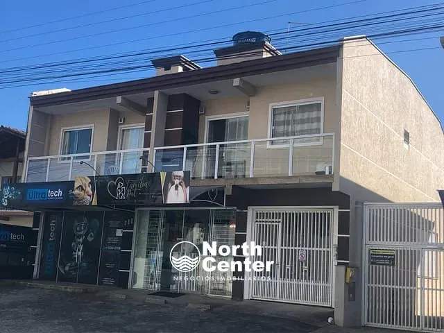 Sobrado 5 quartos e 7 banheiros, à venda, no bairro Itajuba em Barra Velha
