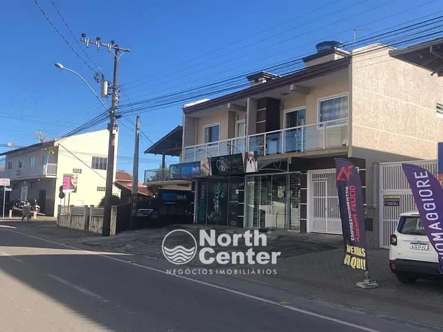Sobrado 5 quartos e 7 banheiros, à venda, no bairro Itajuba em Barra Velha