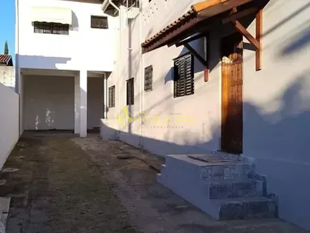 Sobrado com 250m² 3 quartos e 3 banheiros, à venda, no bairro Vila Suiça em Pindamonhangaba