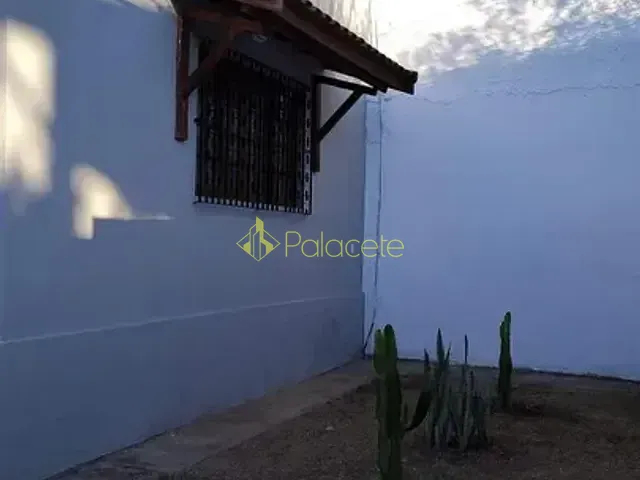 Sobrado com 250m² 3 quartos e 3 banheiros, à venda, no bairro Vila Suiça em Pindamonhangaba