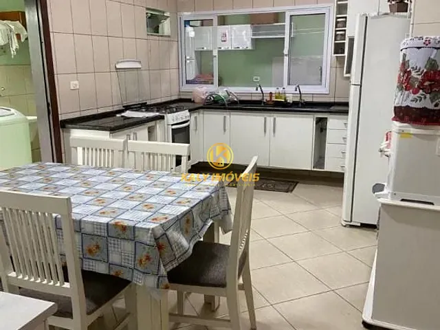 Sobrado com 125m² 3 quartos e 2 banheiros, à venda, no bairro Jardim Rina em Santo André