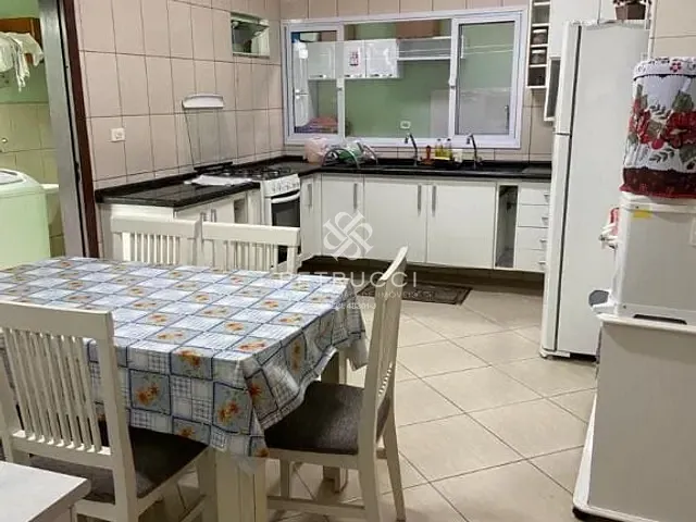 Sobrado com 125m² 3 quartos e 2 banheiros, à venda, no bairro Jardim Rina em Santo André