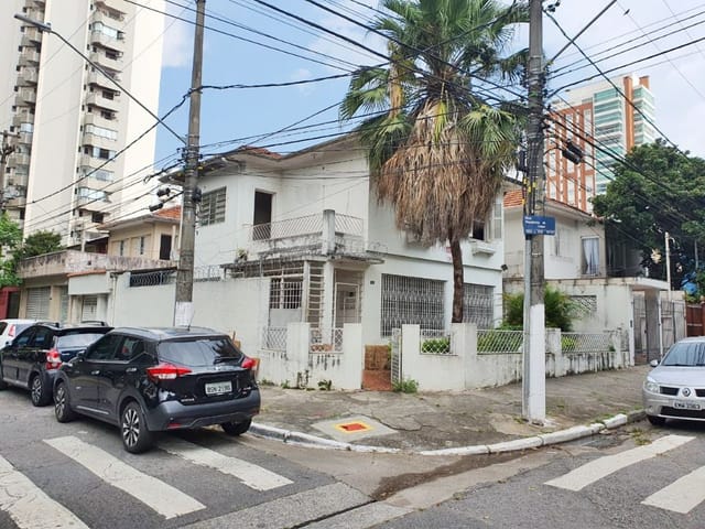 Foto do Sobrado - Sobrado de esquina , locação comercial com 200 m², 5 salas, 210 m² , 3 banheiros, 2 vagas - Campo Belo - São Paulo/SP | Paulista Imóveis