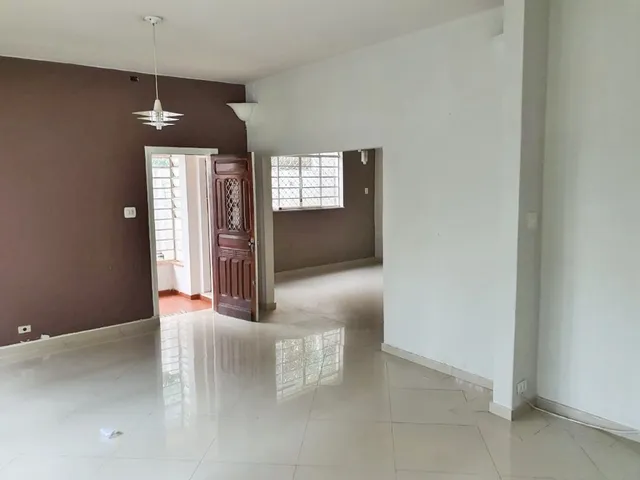 Foto do Sobrado - Sobrado de esquina , locação comercial com 200 m², 5 salas, 210 m² , 3 banheiros, 2 vagas - Campo Belo - São Paulo/SP | Paulista Imóveis