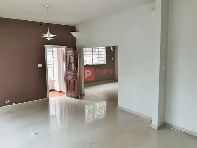 Sobrado com 200m², para alugar, no bairro Campo Belo em São Paulo