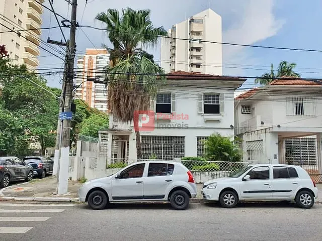 Sobrado com 200m², para alugar, no bairro Campo Belo em São Paulo