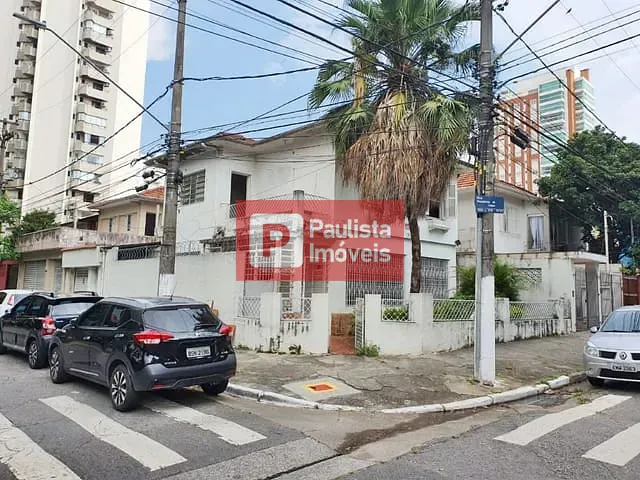Sobrado com 200m², para alugar, no bairro Campo Belo em São Paulo