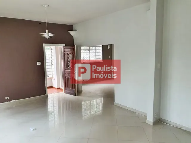 Sobrado com 200m², para alugar, no bairro Campo Belo em São Paulo