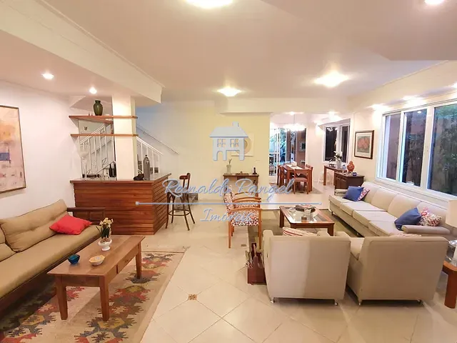 Sobrado com 360m² 4 quartos e 6 banheiros, à venda, no bairro Condomínio Portal de Itu em Itu