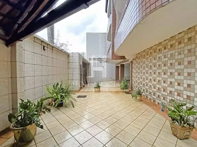 Sobrado com 180m² 4 quartos e 4 banheiros, à venda, no bairro Setor Bueno em Goiânia