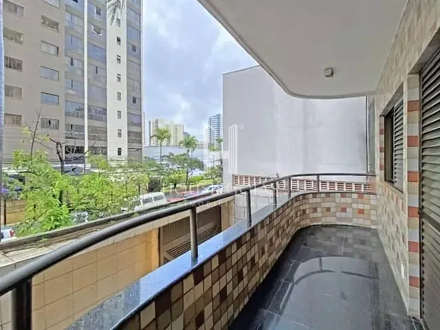 Sobrado com 180m² 4 quartos e 4 banheiros, à venda, no bairro Setor Bueno em Goiânia