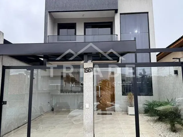 Sobrado com 161m² 3 quartos e 2 banheiros, à venda, no bairro Iguaçu em Araucária