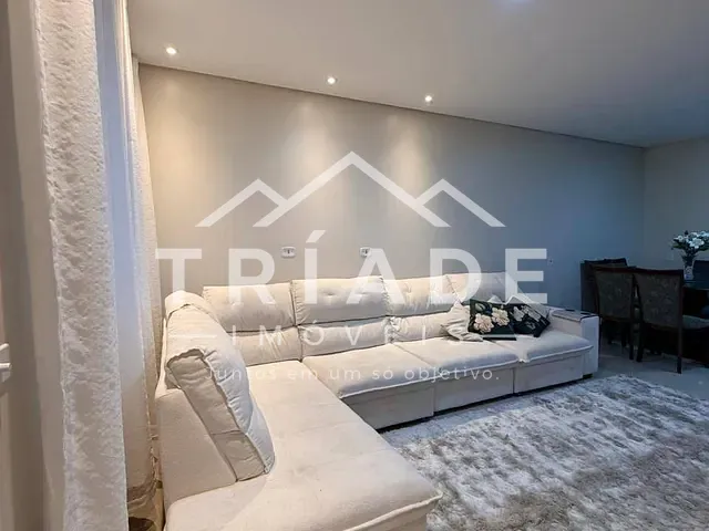 Sobrado com 161m² 3 quartos e 2 banheiros, à venda, no bairro Iguaçu em Araucária
