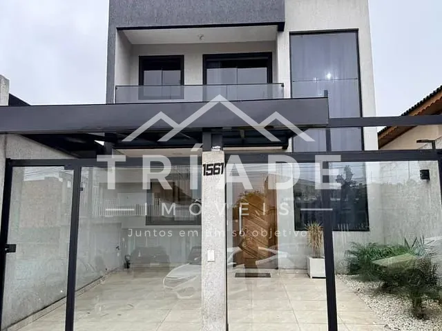 Sobrado com 161m² 3 quartos e 2 banheiros, à venda, no bairro Iguaçu em Araucária