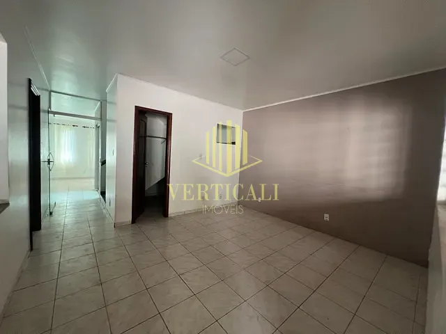 Sobrado com 430m² 5 quartos e 4 banheiros, à venda, no bairro Dom Aquino em Cuiabá