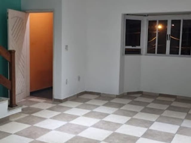 Sobrado 3 quartos e 2 banheiros, à venda, no bairro Parque Continental II em Guarulhos