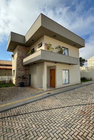 Sobrado com 120m² 3 quartos e 3 banheiros, à venda, no bairro Jardim Imperial em Aparecida de Goiânia