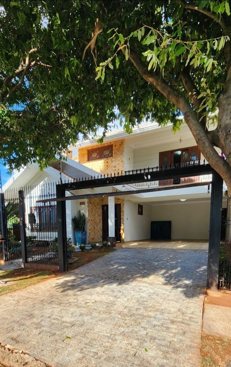 Sobrado Alto padrão no Jd Imperial | 334m2 útil, 4 quartos