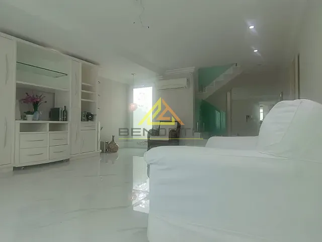 Sobrado com 340m² 3 quartos e 5 banheiros, para alugar, no bairro Santana em São Paulo