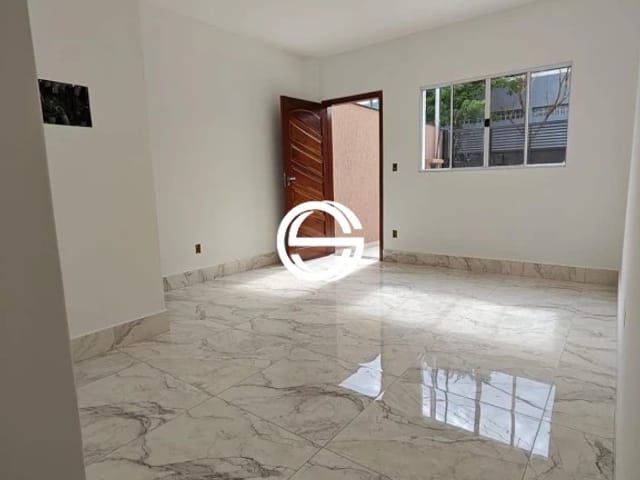 Sobrado 2 quartos e 2 banheiros, à venda, no bairro Vila Aurea em São Paulo